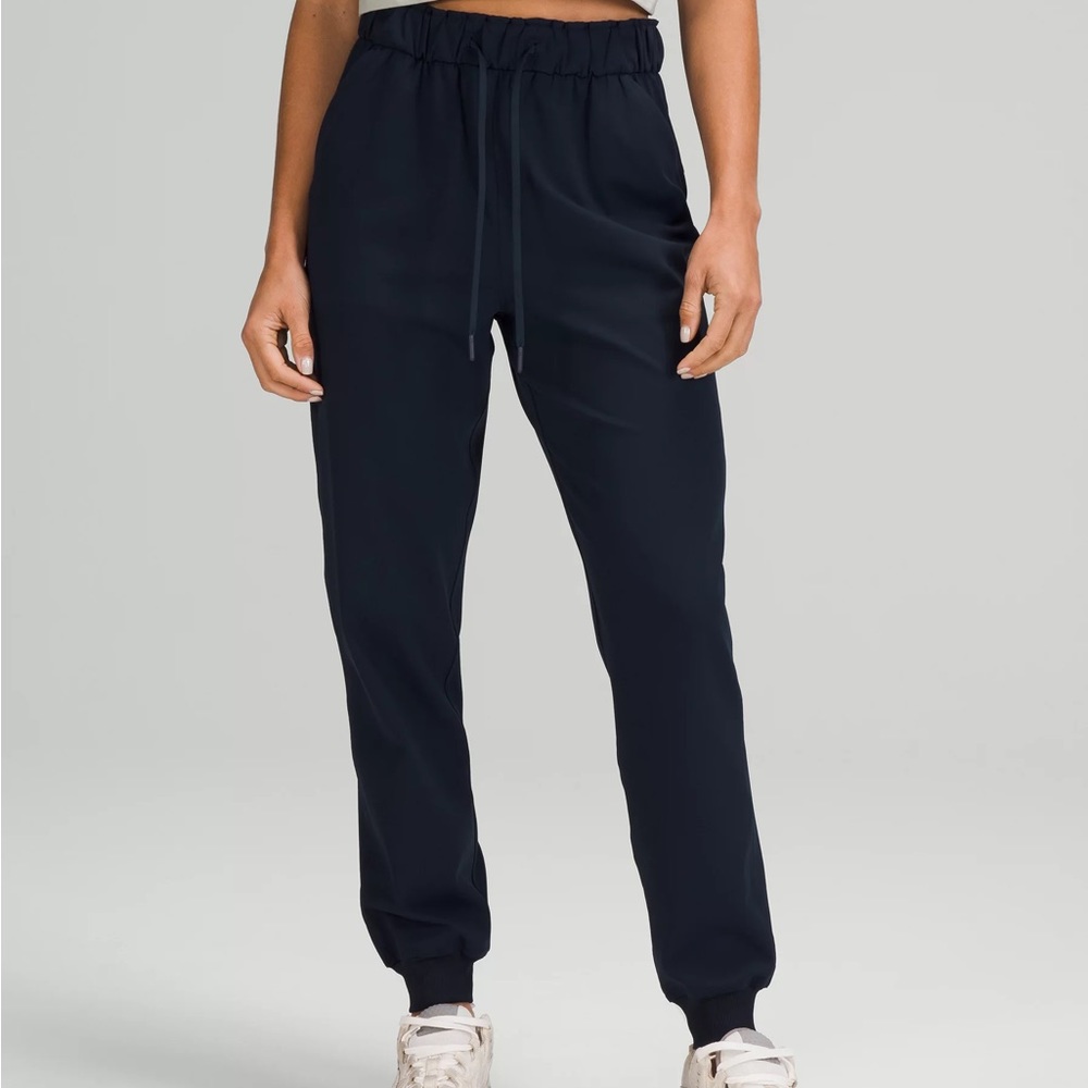 Lululemon Black High Rise Stretch Jogger